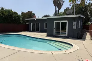 22115 Hart St, Canoga Park, CA 91303 - Photo 2
