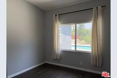 22115 Hart St, Canoga Park, CA 91303 - Photo 18