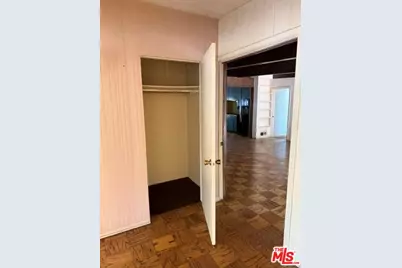 2528 Hutton Dr, Beverly Hills, CA 90210 - Photo 8