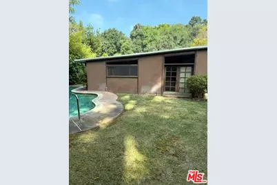 2528 Hutton Dr, Beverly Hills, CA 90210 - Photo 24