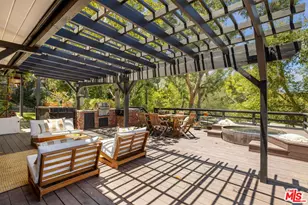 19805 Valley View Dr, Topanga, CA 90290 - Photo 18