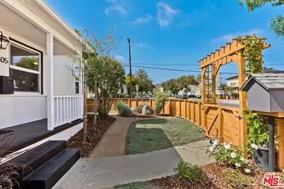 11305 Segrell Way, Culver City, CA 90230 - Photo 4