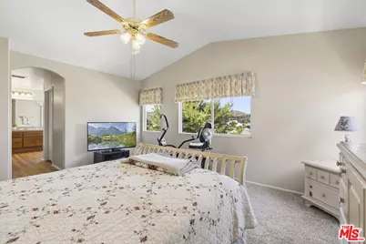 26531 Cardinal Dr, Canyon Country, CA 91387 - Photo 26