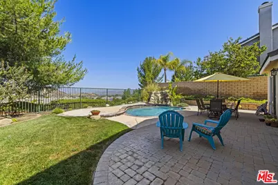 26531 Cardinal Dr, Canyon Country, CA 91387 - Photo 42