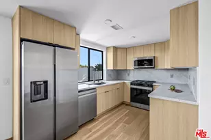 11404 Biona Dr, Los Angeles, CA 90066 - Photo 54