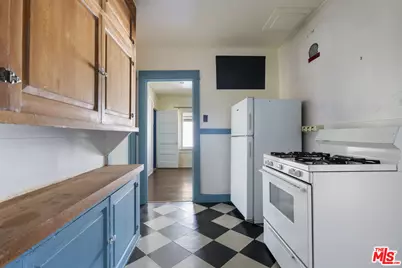 1627 Fargo St, Los Angeles, CA 90026 - Photo 12