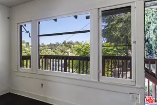 1627 Fargo St, Los Angeles, CA 90026 - Photo 8