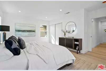 4955 Woodman Ave, Sherman Oaks, CA 91423 - Photo 14