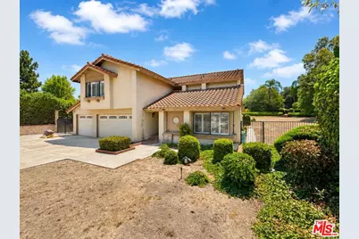 110 Horseshoe Cir, West Covina, CA 91791 - Photo 2