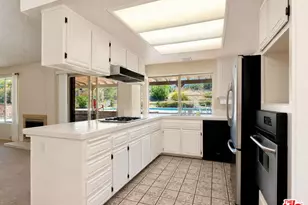 110 Horseshoe Cir, West Covina, CA 91791 - Photo 12