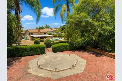 110 Horseshoe Cir, West Covina, CA 91791 - Photo 38
