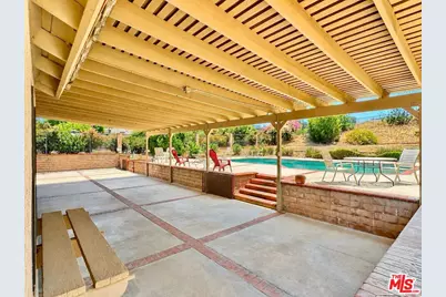 110 Horseshoe Cir, West Covina, CA 91791 - Photo 30