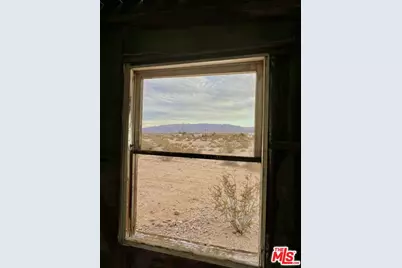 1476 Hales Dr, Joshua Tree, CA 92252 - Photo 10