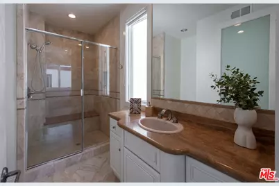 138 Voyage Mall, Marina del Rey, CA 90292 - Photo 26