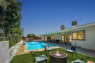5810 S Halm Ave, Los Angeles, CA 90056 - Photo 32