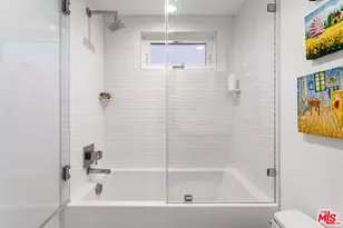 1160 Granville Ave, Los Angeles, CA 90049 - Photo 22