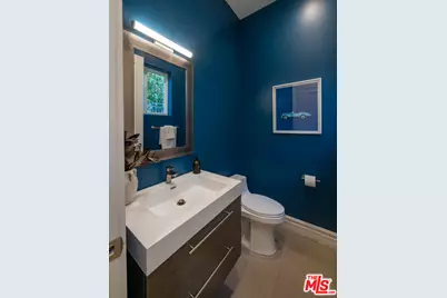 16658 Calle Brittany, Pacific Palisades, CA 90272 - Photo 2