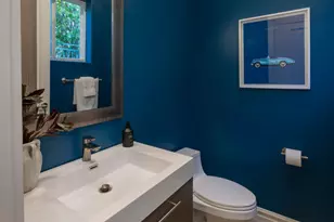 16658 Calle Brittany, Pacific Palisades, CA 90272 - Photo 2