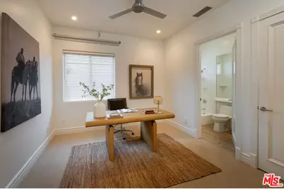 16658 Calle Brittany, Pacific Palisades, CA 90272 - Photo 14
