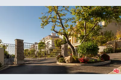 16658 Calle Brittany, Pacific Palisades, CA 90272 - Photo 32