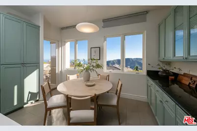 16658 Calle Brittany, Pacific Palisades, CA 90272 - Photo 10