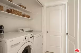 621 S Barrington Ave, Los Angeles, CA 90049 - Photo 22