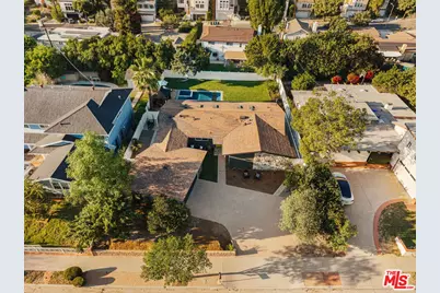 22649 Mulholland Dr, Woodland Hills, CA 91364 - Photo 62