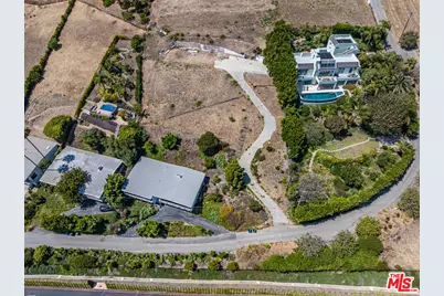 31113 Bailard Rd #A, Malibu, CA 90265 - Photo 14