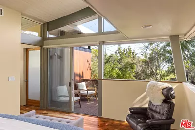 716 Rochedale Way, Los Angeles, CA 90049 - Photo 8