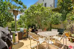 1040 S Longwood Ave, Los Angeles, CA 90019 - Photo 42