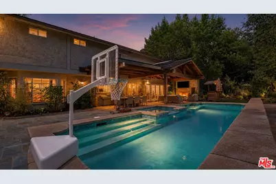 16201 Meadowcrest Rd, Sherman Oaks, CA 91403 - Photo 64