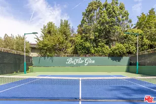 10315 Clusterberry Ct, Los Angeles, CA 90077 - Photo 38
