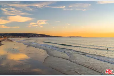 71 19th St, Hermosa Beach, CA 90254 - Photo 18