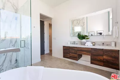 4236 Sawtelle Blvd, Los Angeles, CA 90066 - Photo 6