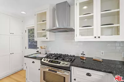 2500 Armour Ln, Redondo Beach, CA 90278 - Photo 12