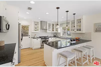 2500 Armour Ln, Redondo Beach, CA 90278 - Photo 8
