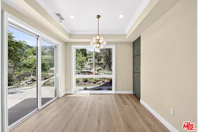 4897 Rosemont Ave, La Crescenta, CA 91214 - Photo 10