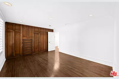 716 N Beverly Dr, Beverly Hills, CA 90210 - Photo 26