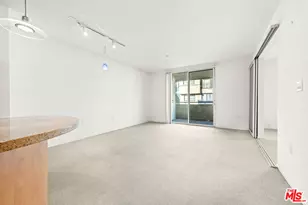 267 S San Pedro St, Los Angeles, CA 90012 - Photo 12