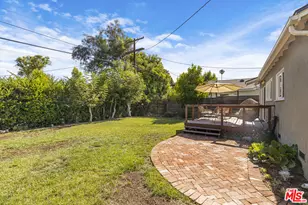 22041 Providencia St, Woodland Hills, CA 91364 - Photo 20