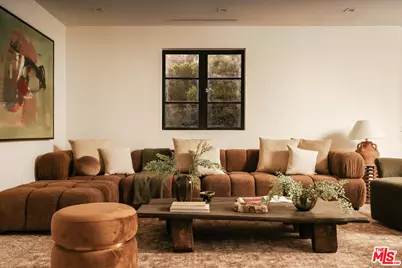 1748 Correa Way, Los Angeles, CA 90049 - Photo 36
