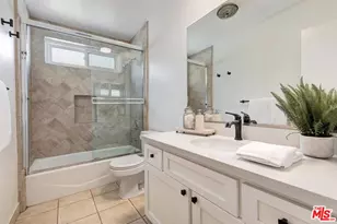1337 Berkeley St, Santa Monica, CA 90404 - Photo 8