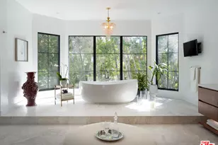 5192 Parkway Calabasas, Calabasas, CA 91302 - Photo 40