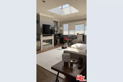938 Palm Ave #203, West Hollywood, CA 90069 - Photo 1