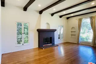 203 N Doheny Dr, Beverly Hills, CA 90211 - Photo 4