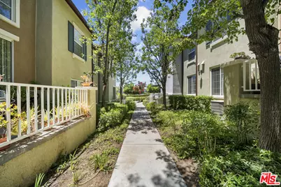 28255 Canterbury Ct #126, Valencia, CA 91354 - Photo 26