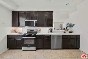 28255 Canterbury Ct, Valencia, CA 91354 - Photo 8