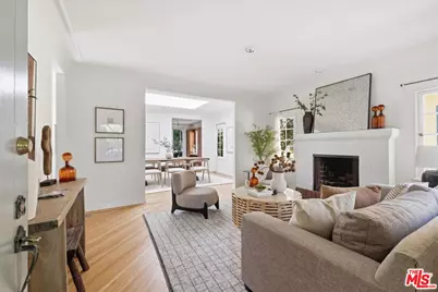 8924 Ashcroft Ave, West Hollywood, CA 90048 - Photo 4