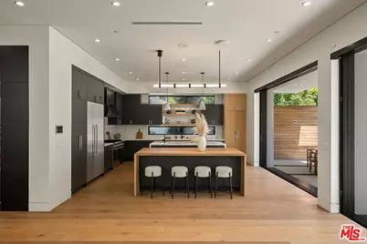 14812 Morrison St, Sherman Oaks, CA 91403 - Photo 18