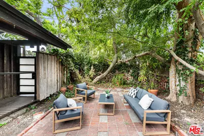 3147 Waverly Dr, Los Angeles, CA 90027 - Photo 4